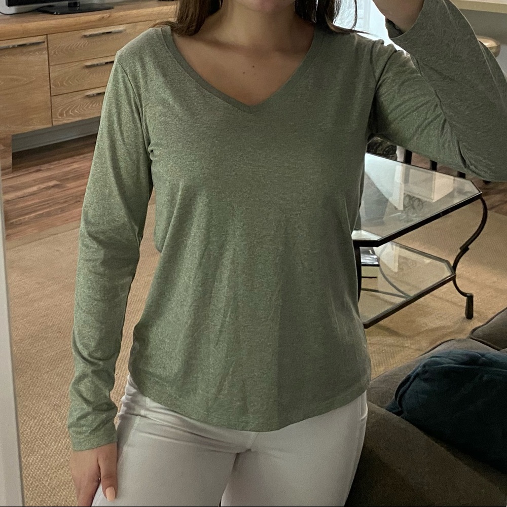 Nike Athletic Cut Long Sleeve Tee